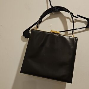 Elegant Black Leather Shoulder Bag